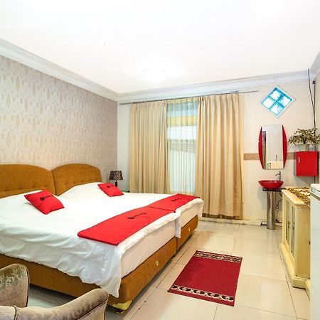 Reddoorz Near Rs Cikini Jakarta Eksteriør bilde