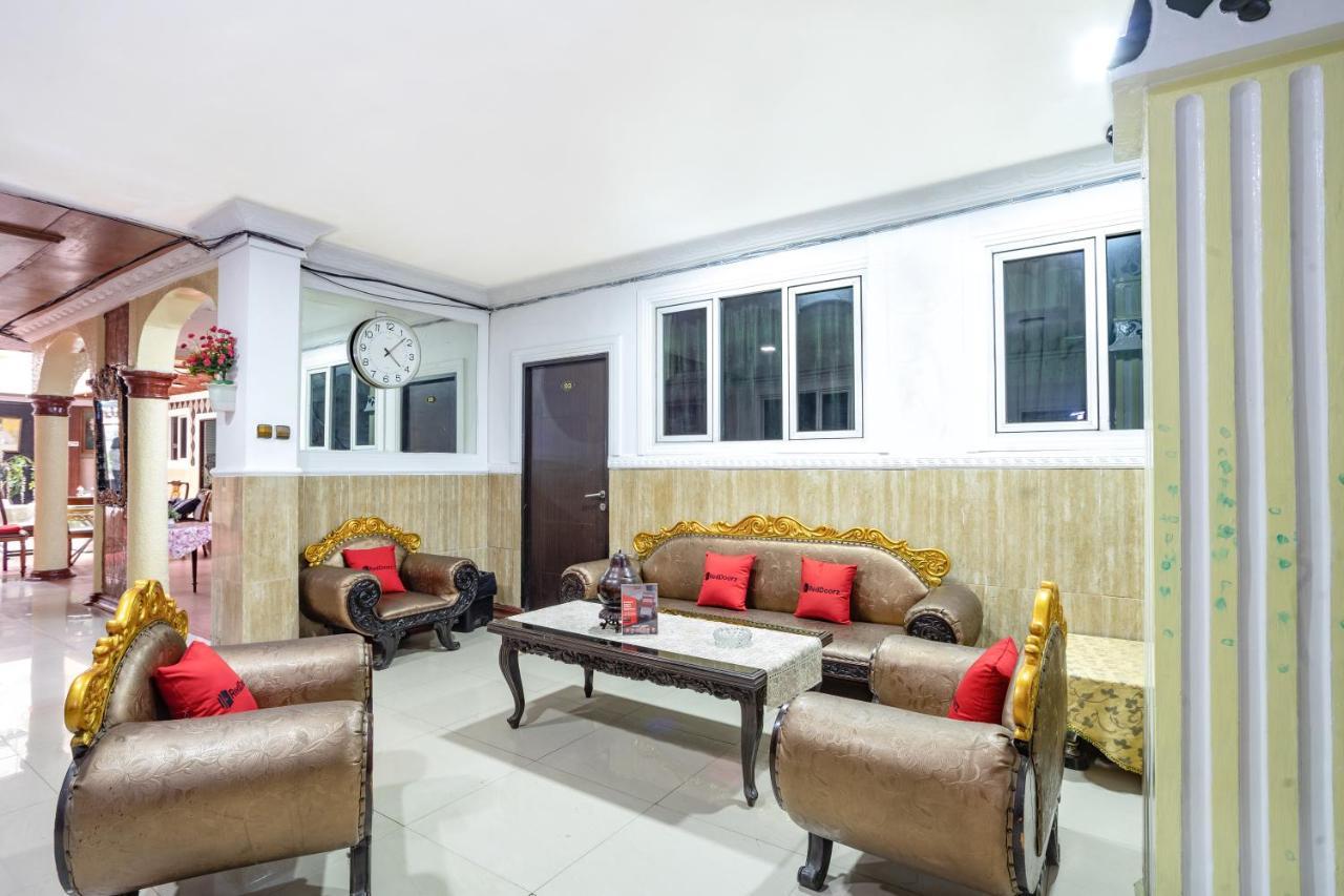 Reddoorz Near Rs Cikini Jakarta Eksteriør bilde