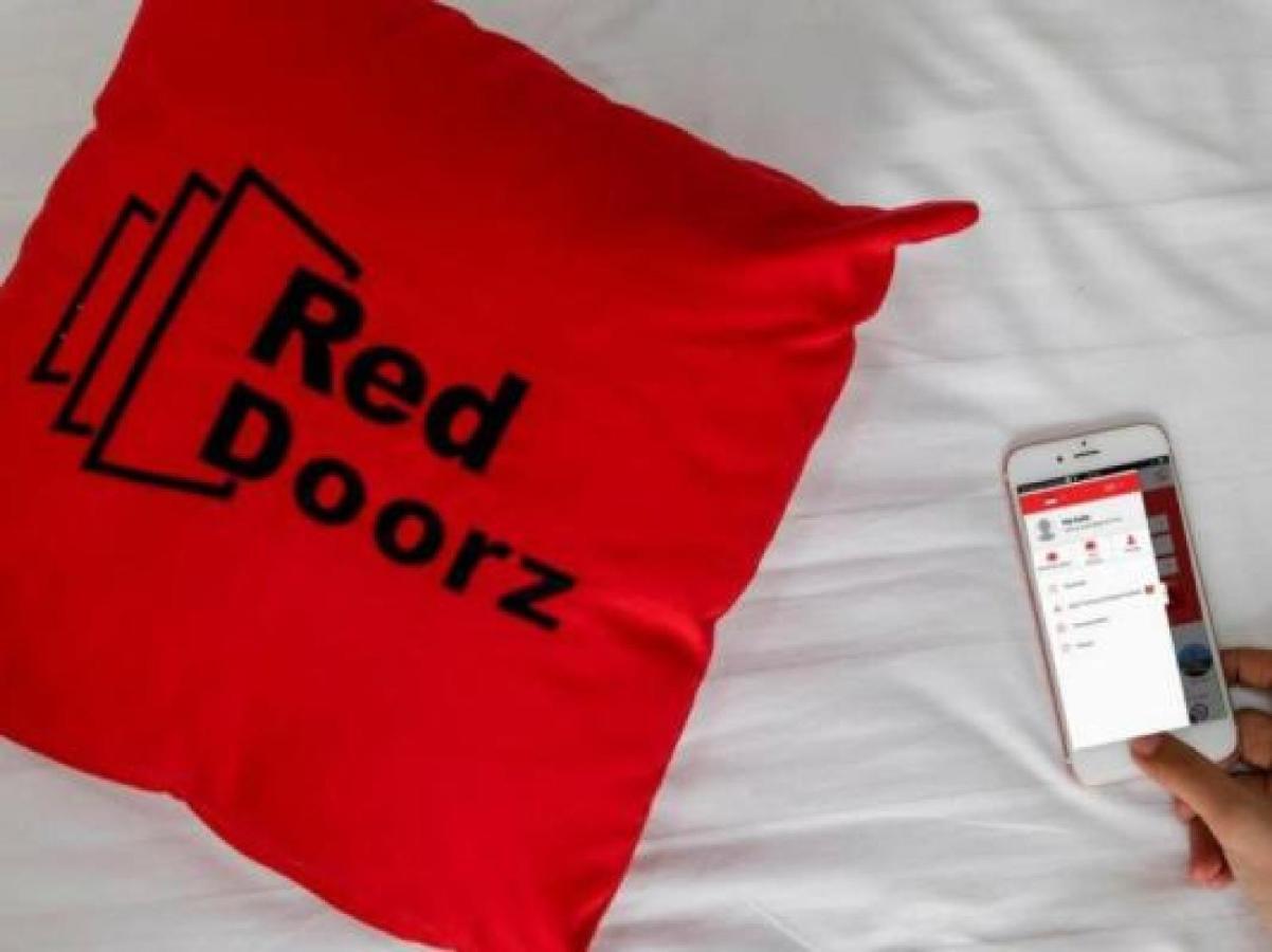 Reddoorz Near Rs Cikini Jakarta Eksteriør bilde